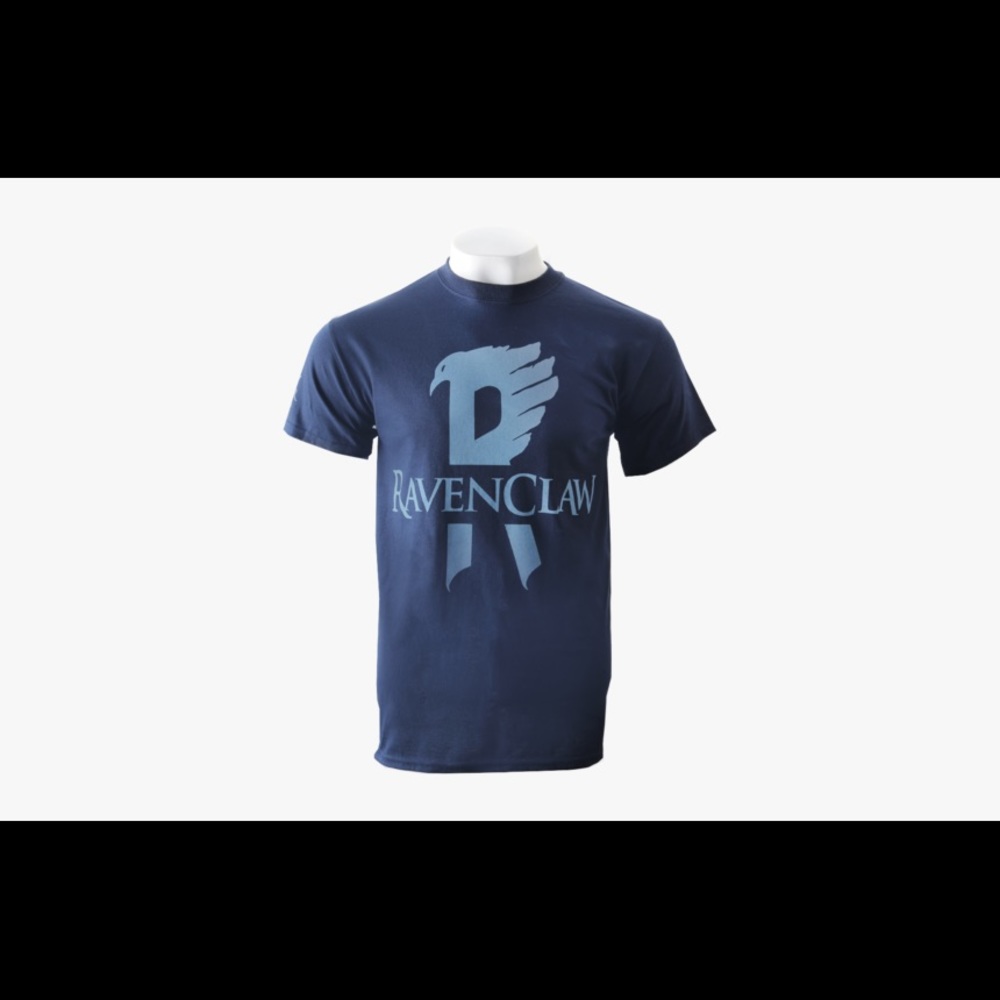 NWT HARRY POTTER RAVENCLAW BLUE SHIRT SIZE SMALL 100% Cotton👚👕🩵💙🪄🧙‍♀️🧙‍♂️🧙🐦‍⬛🎭📕📖